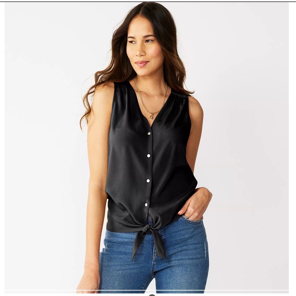 Nine West Black Sleeveless Button Down Blouse